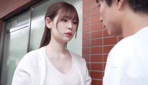 ông xã tẻ nhạt, người vợ nhận ra cậu thanh niên nhà đối diện tốt hơn